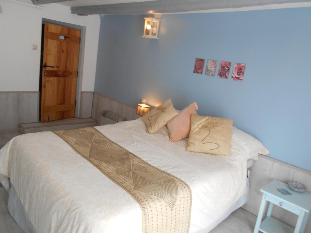 Les Landes Hotell Saint-Pardoux-Corbier Eksteriør bilde